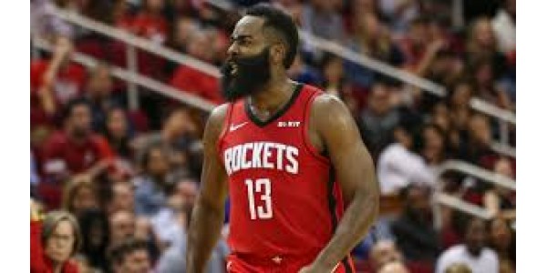 Los comentarios de Harden en Twitter provocan controversia